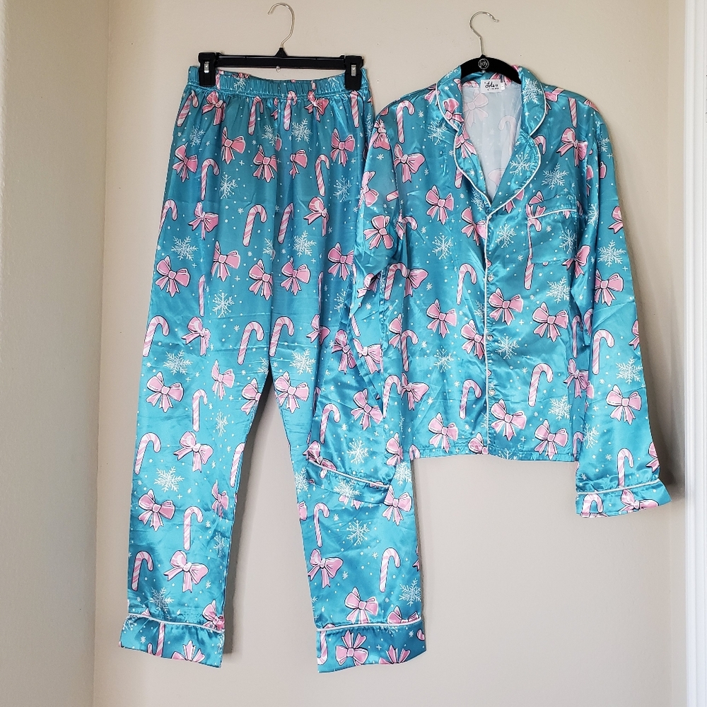 Lola And The Boys Womens Pajamas Set Candy Cane Satin Size L Teal Blue  Holiday
